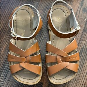Girls salt water sandals